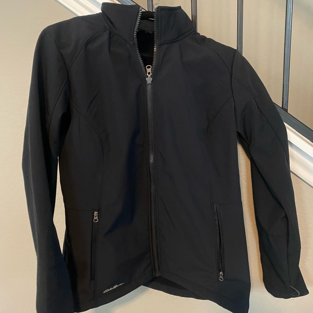 Women’s Eddie Bauer Zip up jacket size medium